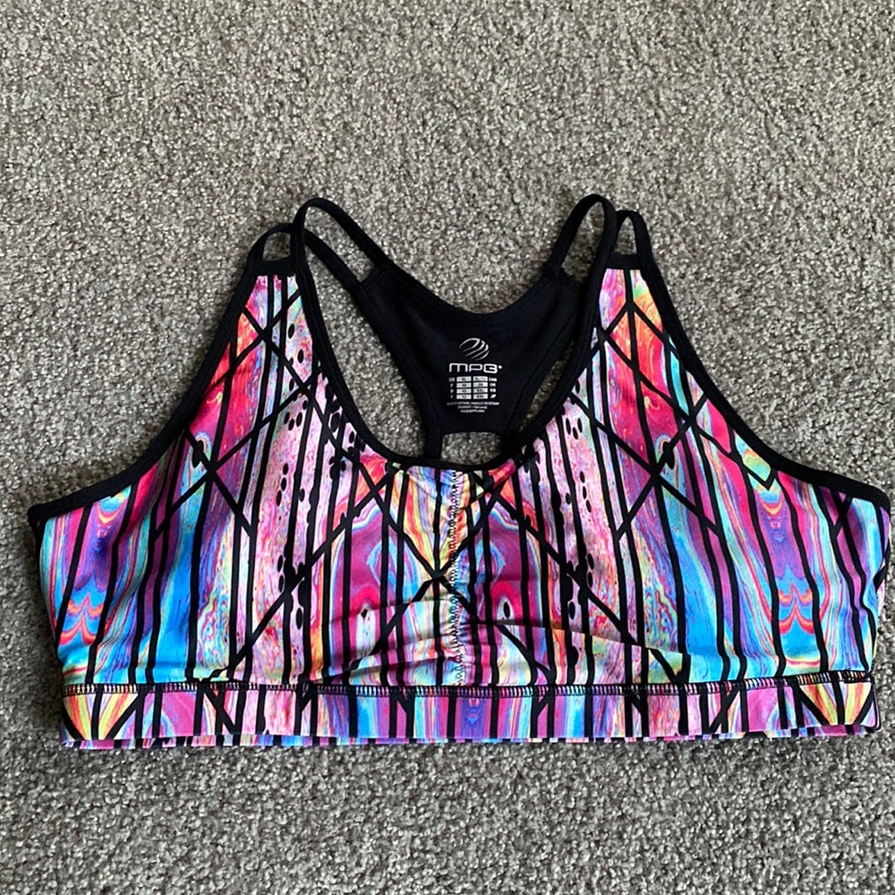 MPG colorful geometric sports bra